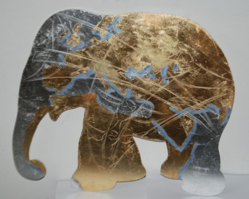 Elefante foglia oro e argento